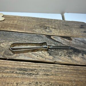 Vintage Metal Vegetable Peeler sku147